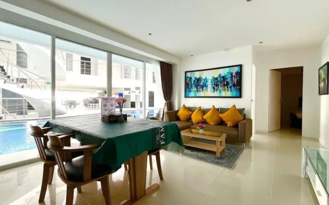 B12a Pool Access Partial Seaview 2brs 1bath Karon