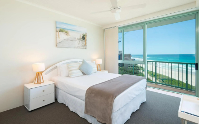 The Waterford on Main Beach