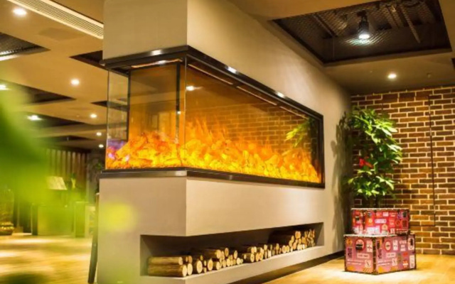 Haofeng Yazhi  (Shanghai International Tourist Resort Tangzhen Metro Station)