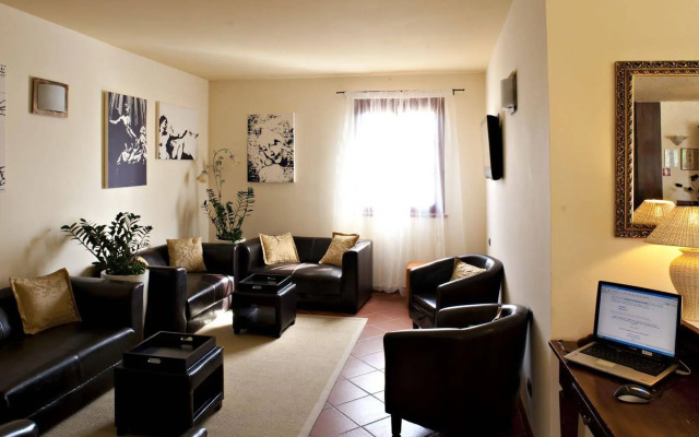 Hotel Casolare Le Terre Rosse