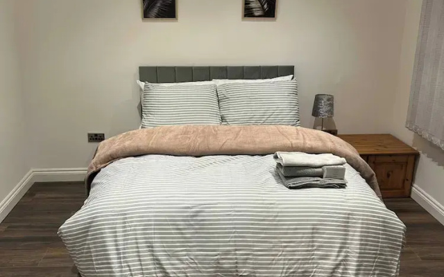 Charming 1-bedroom Apartment in Central Northampton