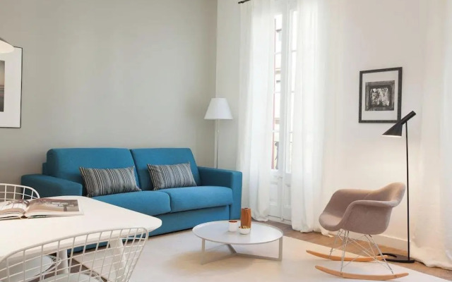 Sealona Center Apartments