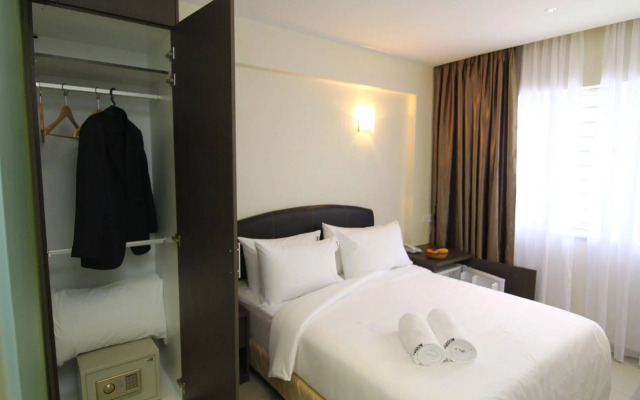 Sunbow Hotel Residency