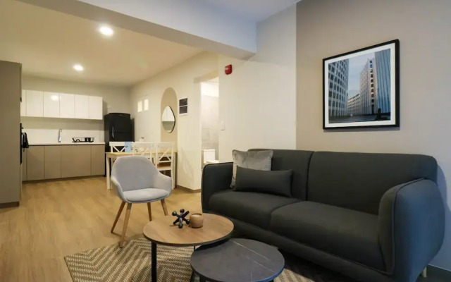 w Delightful 2BR w Balcony in Miraflores