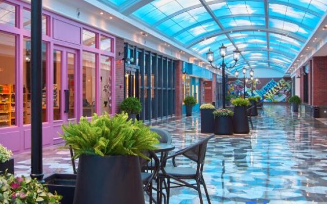 Wisdomrose hotel