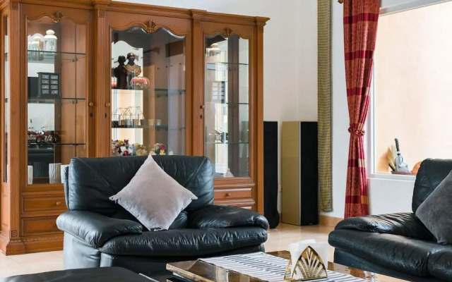 Stunning Luxury Golf and Pool Villas