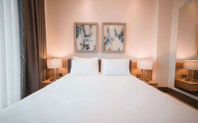 Highend Hotel & Residance