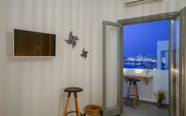 Aegean Jasmine - In The Center