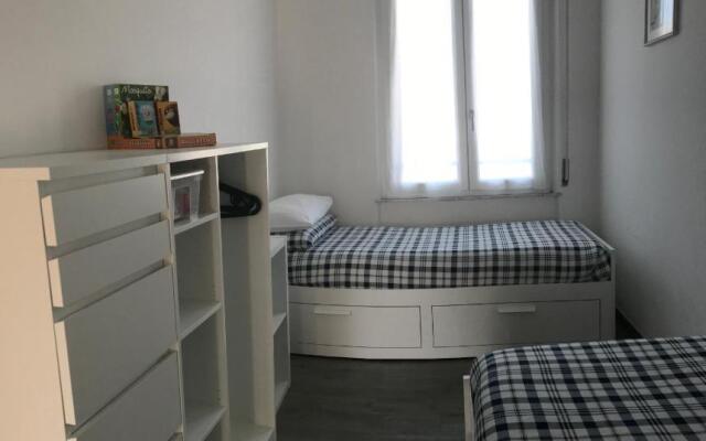 HOST IN LEVANTO - Maestrale con biciclette