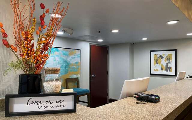The Addison Hotel