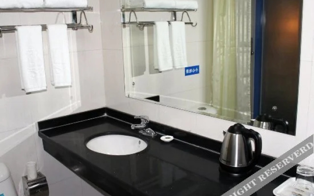 Disney Hotel Luoyang Jiudu