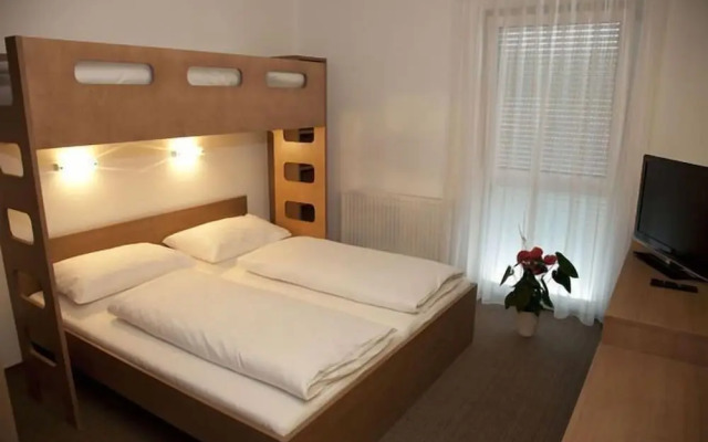 Fair-Price-Hotel
