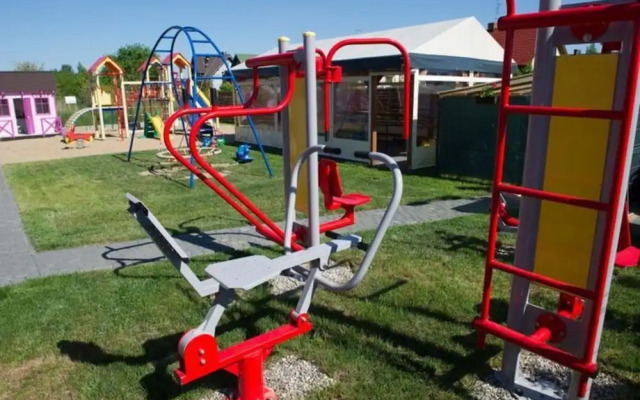 Apartment in Sianozety Near the Beach