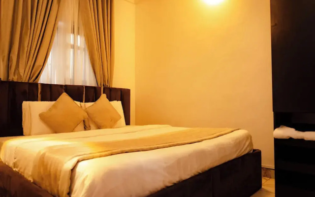 1-bed Flat - Lekki Phase 1 - Pool - Spa - Balcony