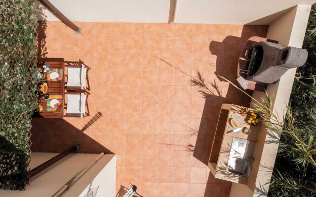 Beach House for Vacation - H2ome