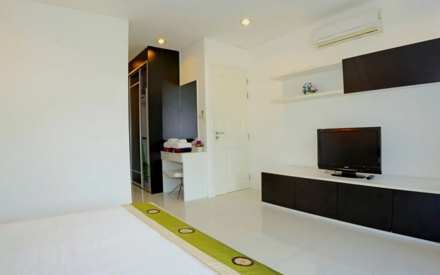 Luxury 3 Bedroom Apartment - B