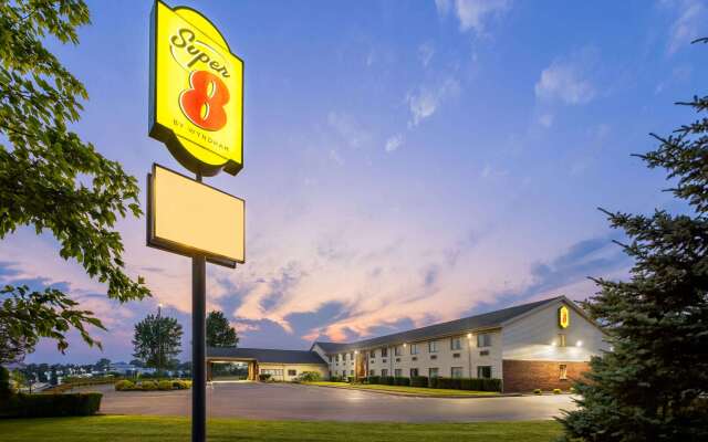 Super 8 by Wyndham Henrietta/Rochester Area