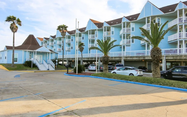 Seascape 2205 1 Bedroom Condo by RedAwning