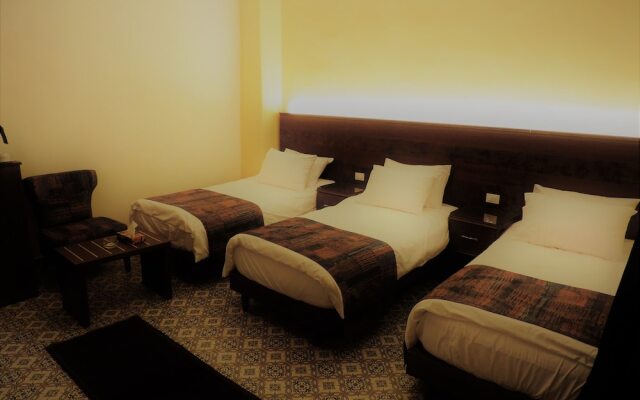 La PLace Hotel