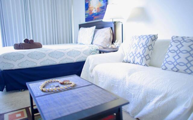 Marine Surf By Waikiki Room