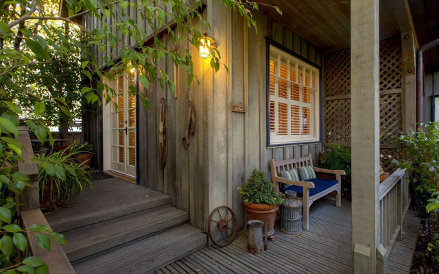 Simpson House Inn