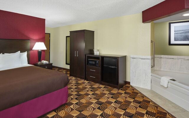 AmericInn Lodge & Suites Elkhorn
