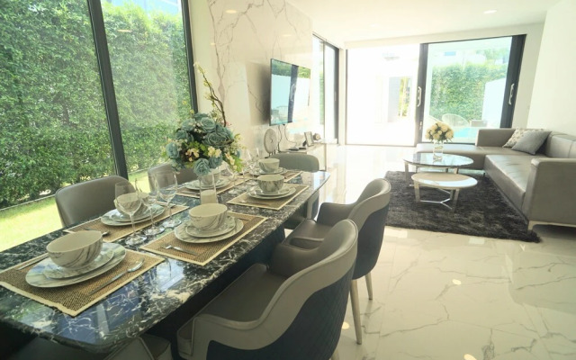 Private Pool Villa in Central Pattaya - Palmc6