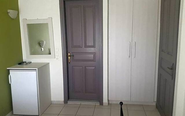 Sunbeam Studio & Apartments