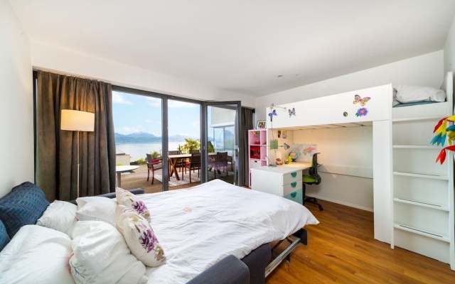 Best Villa with Pool & Panoramic views – Guest Rooms – Lutry