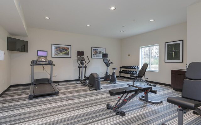 Candlewood Suites Mishawaka North by IHG