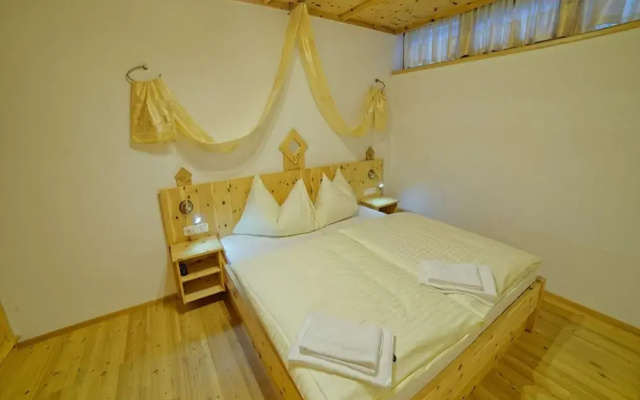 Holiday Home in Konigsleiten With Swimming Pool