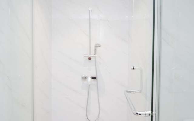 Comfortable And Nice 1Br At Branz Bsd Apartment