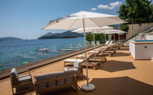 Lefkada Blue Luxury Apartments , Perigiali A2 deck level