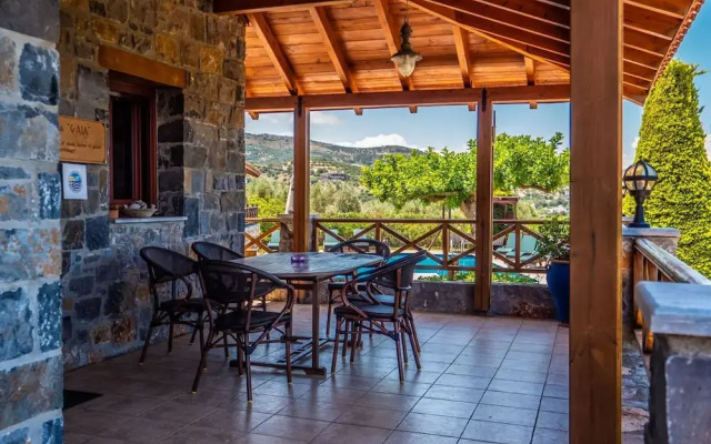 Villa Gaia With Private Pool