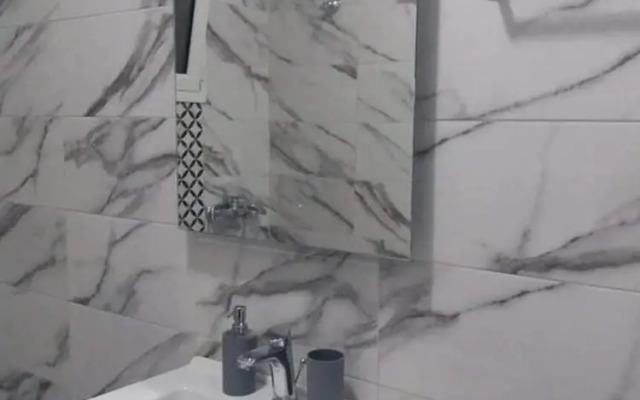 Remarkable 2-bed Apartment in Dhermi