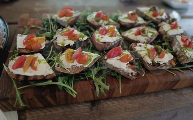 Усадьба в лесу БереНдей