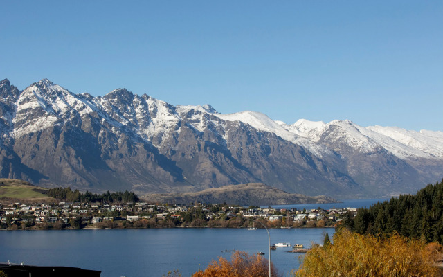 Copthorne Hotel & Apartments Queenstown Lakeview