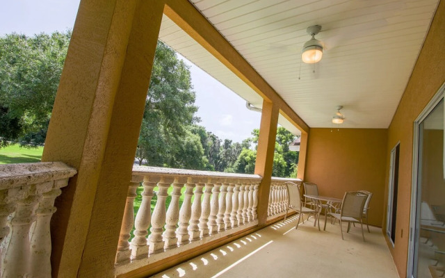 Executive Two Bedroom 203 Apts