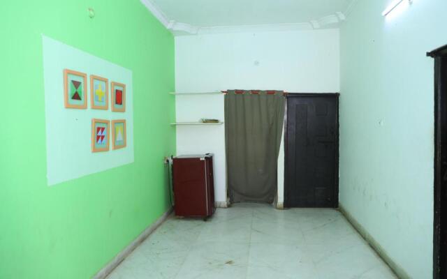 iROOMZ HOTEL PEACEFUL STAY VILLA