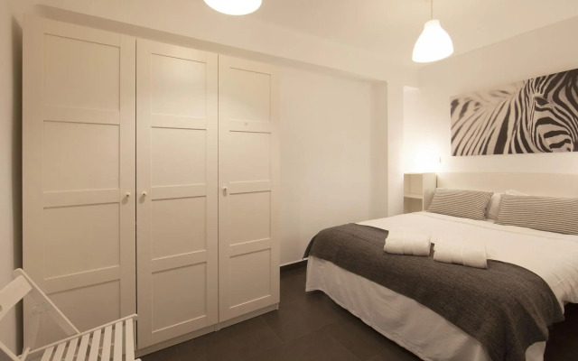 CERVANTES Apartment 25 2BT 2BR