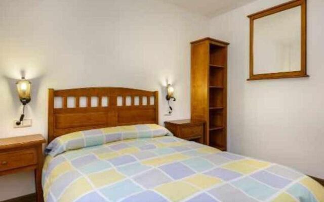 Apartamentos CAPERAN 2hab o hab familiar