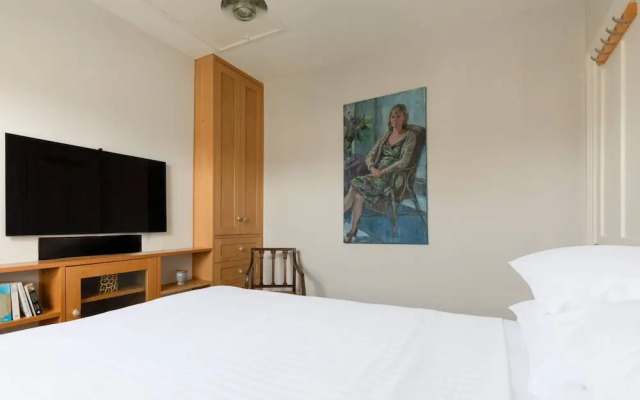 Willes Road II by Onefinestay