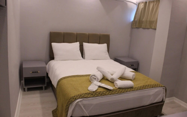 Class Hotel