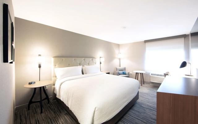 Four Points by Sheraton Downtown Seattle Center