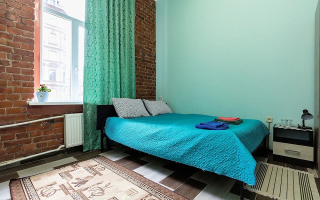 St.Petersburg Hotel Bronnitskaya 15