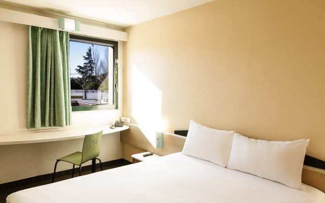ibis Evora Hotel