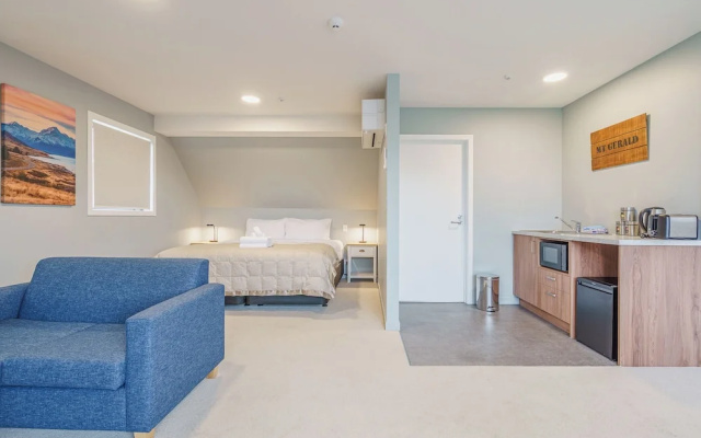 Woolshed Suites – Guest Rooms – Lake Tekapo