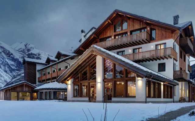 Montana Lodge & Spa, by R Collection Hotels