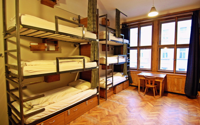 Sir Toby's Hostel