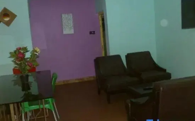 Wise Penny Suites and Spa